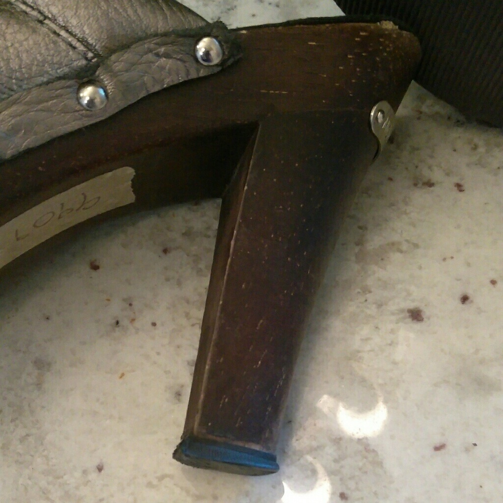 Authentic Michael Kors Leather Clogs - image 5